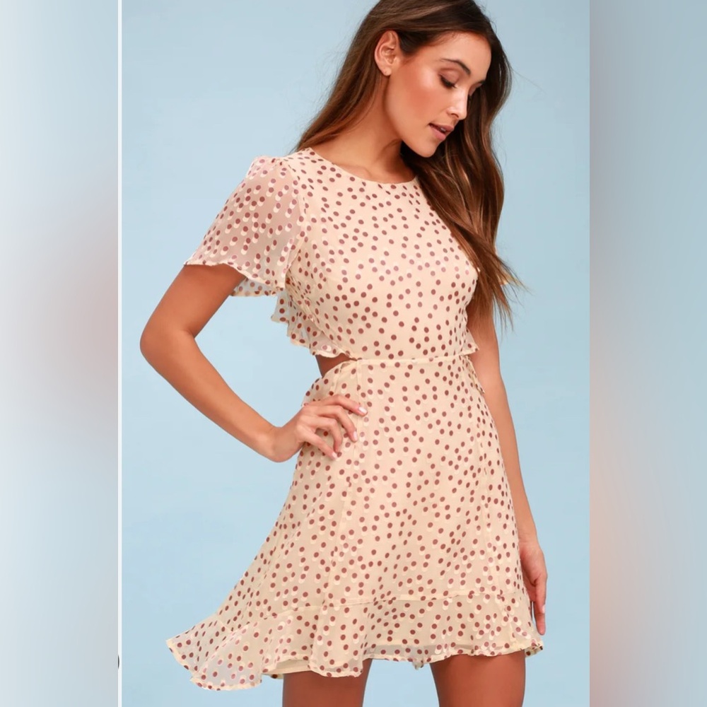 ASTR The Label BNWT XS Elsie Cream polka dot open back cut out dress